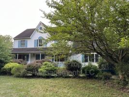 featured image of 6 Cedar Hill Ter