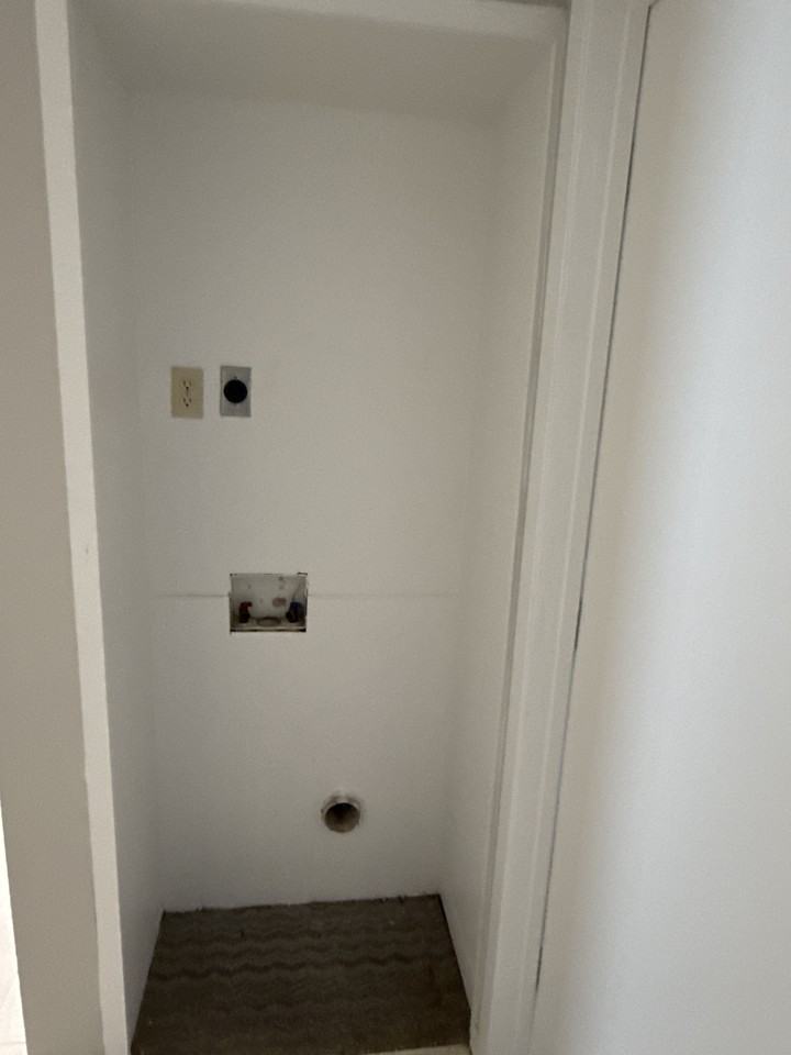 1600 West Lane - Photo 7 of 17