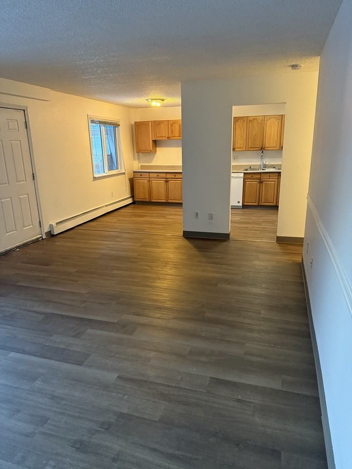 100 B Street - Photo 5 of 15