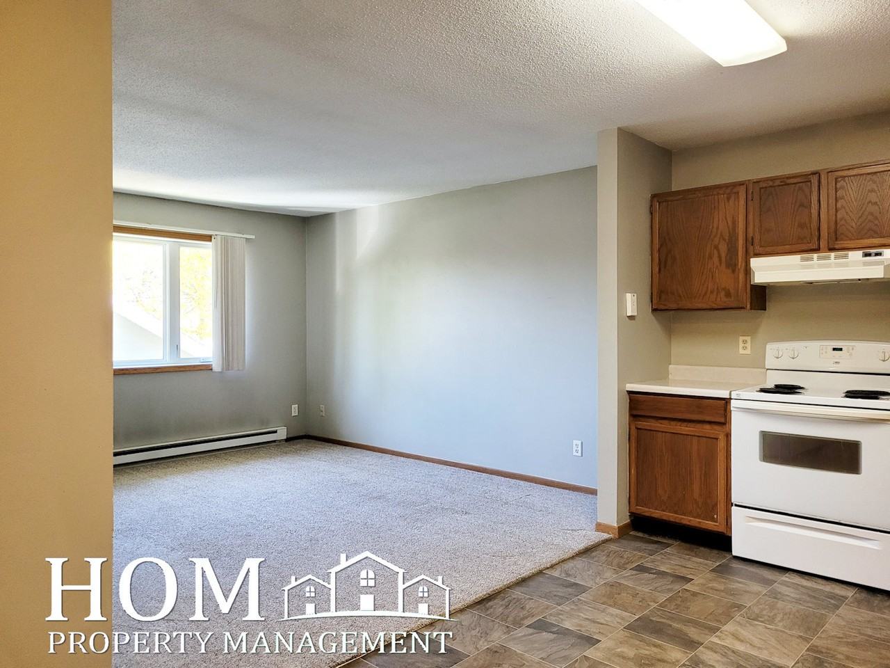 202 West Humphrey Street - Photo 6 of 16