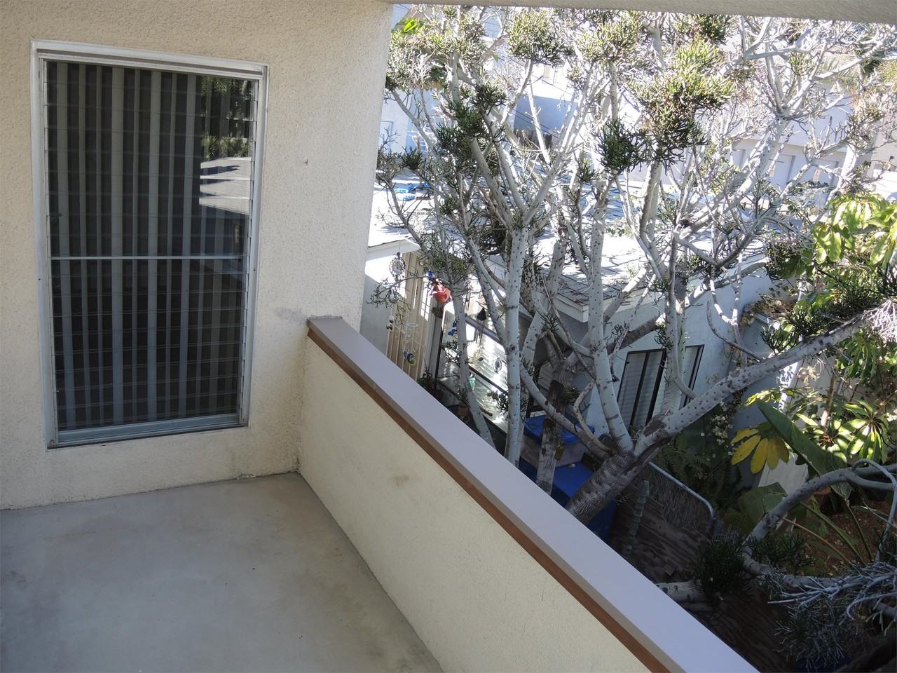 4040 Lamont Street - Photo 5 of 23