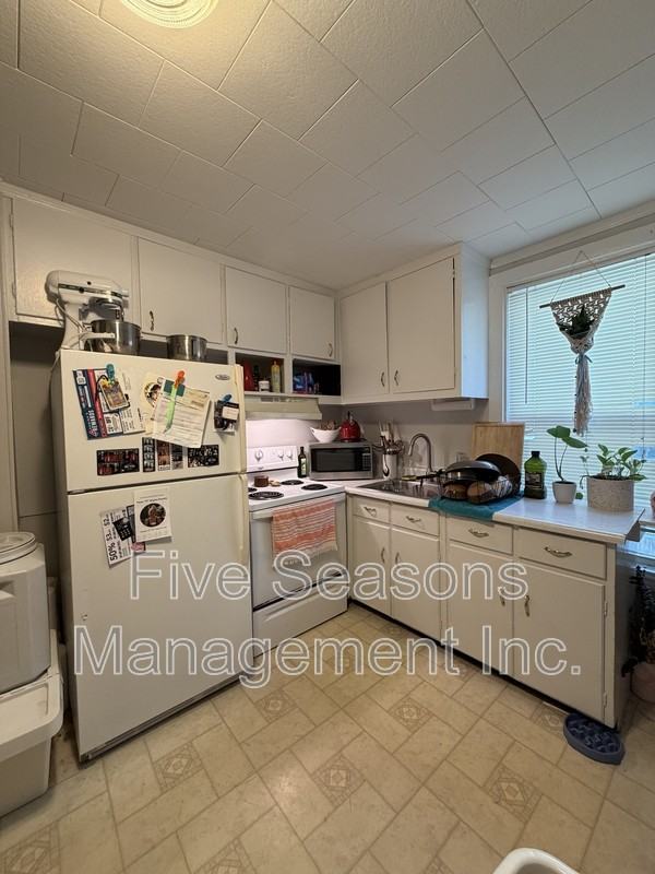 28 Conger Ave - Photo 5 of 36