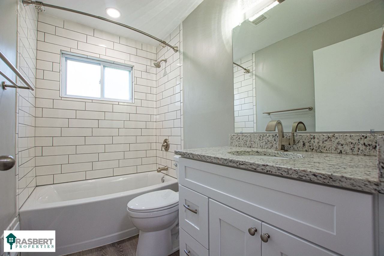 3223 South 108th Street - Photo 6 of 11