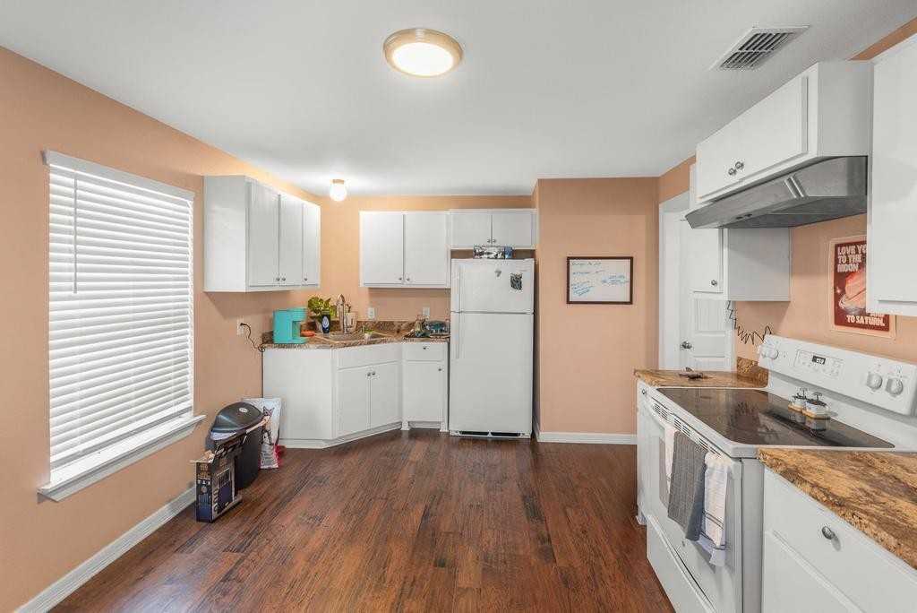 4107 Highway 35 South - Photo 7 of 11