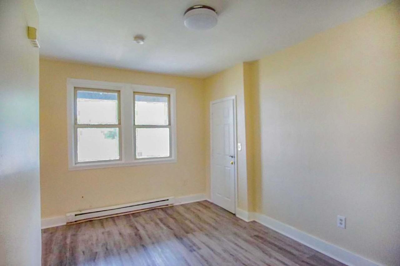 5200 Ballman Ave - Photo 2 of 15