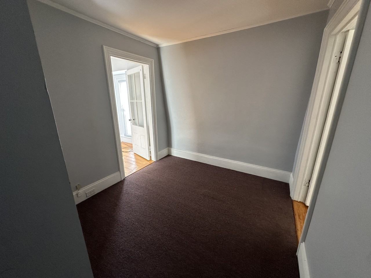 224 State Street - Photo 4 of 5