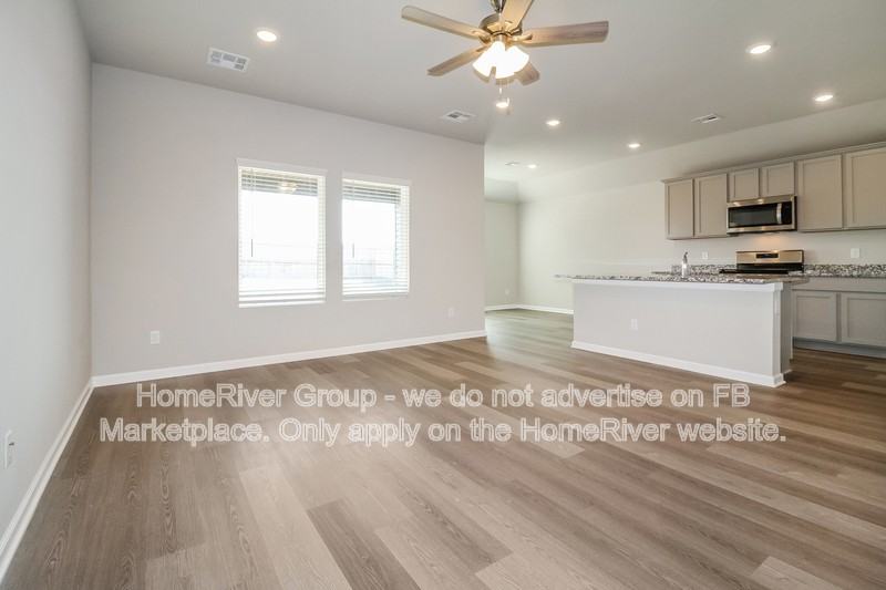 10512 Sw 41st St - Photo 2 of 21