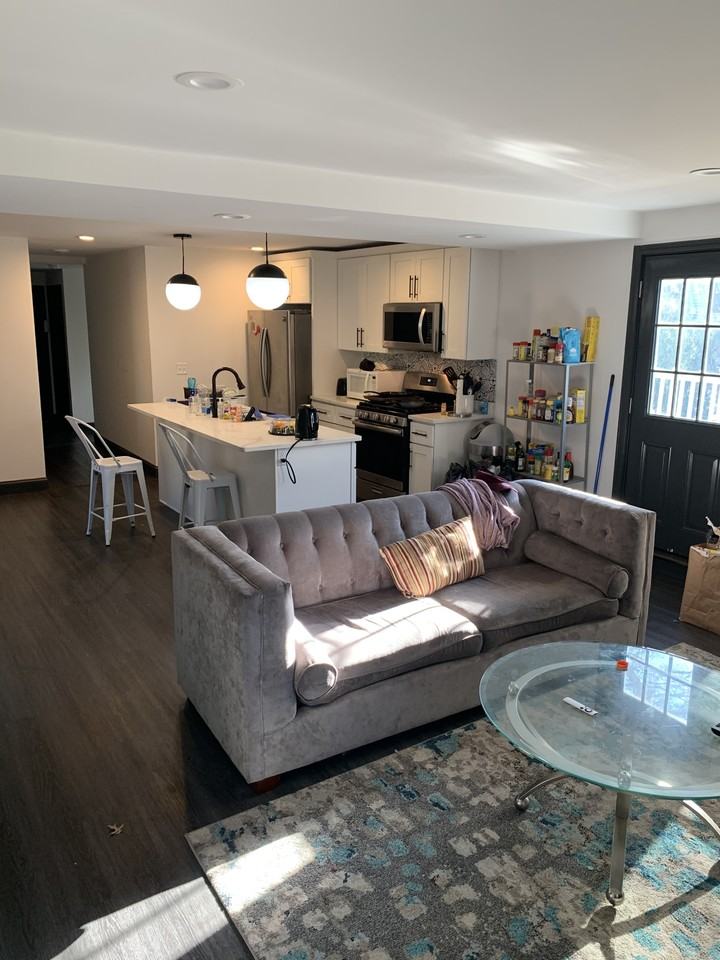 190 Knight Street - Photo 3 of 7