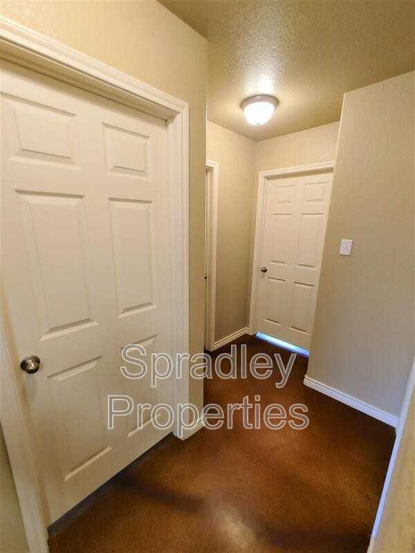 628 Laila Ln - Photo 5 of 11