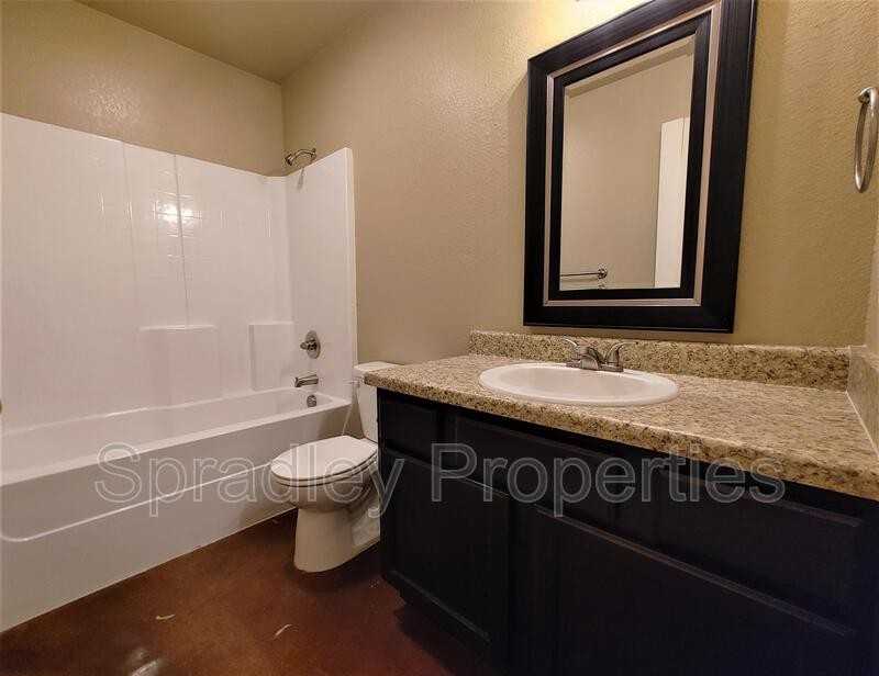 628 Laila Ln - Photo 7 of 11