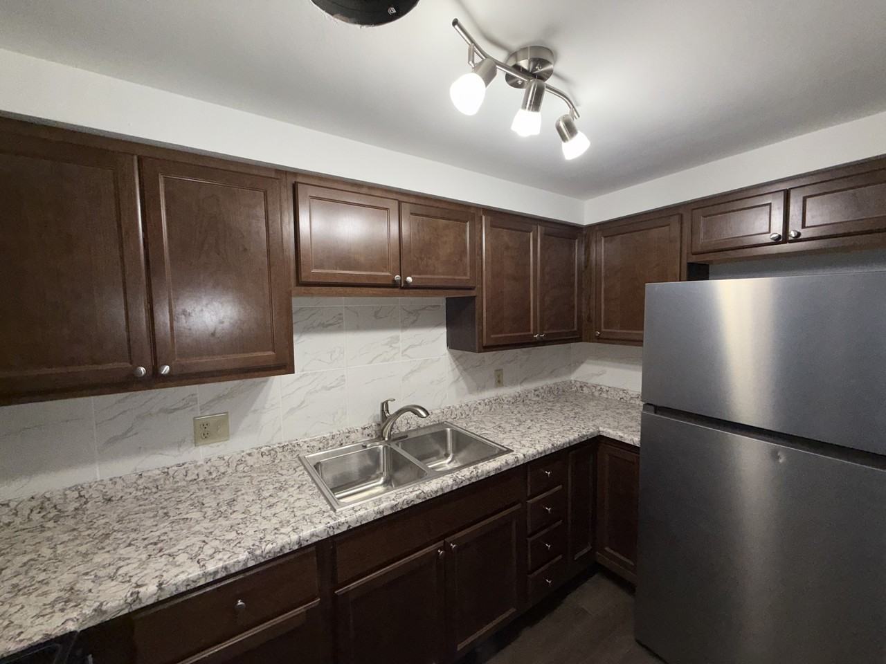 2413 Calypso Road - Photo 5 of 24