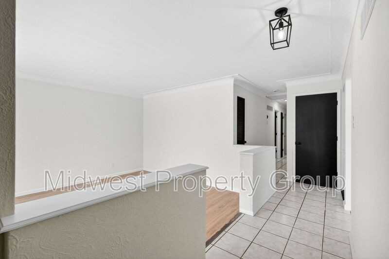 5165 Westwood Dr - Photo 7 of 32