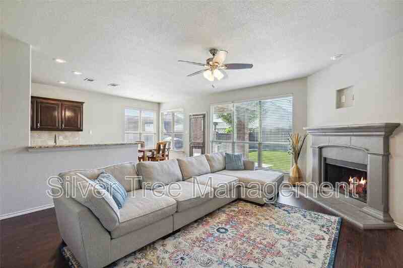 1416 Elkford Ln - Photo 6 of 25