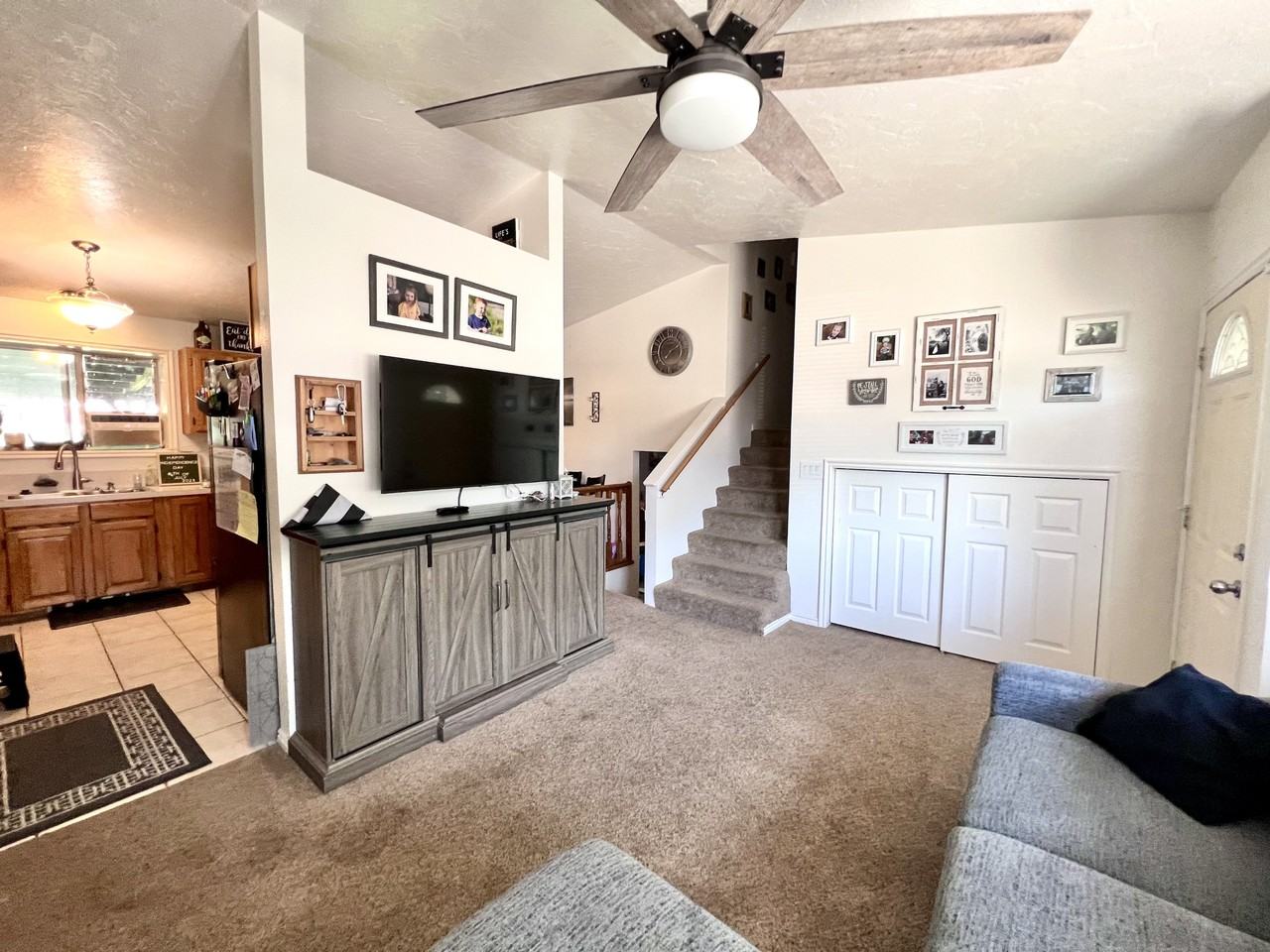 841 Wildrose Ln #NA - Photo 3 of 22