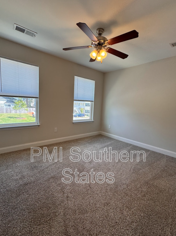 208 Walnut Hill Dr #D - Photo 5 of 6