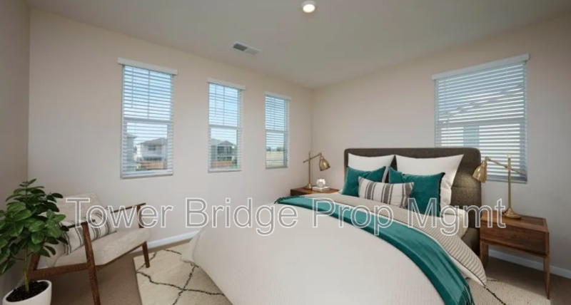 8807 Spencerport Dr - Photo 6 of 11