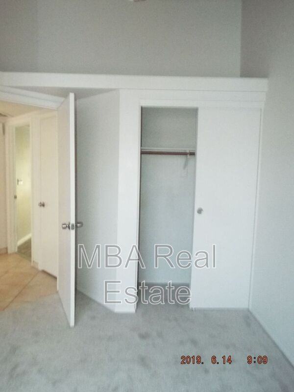 5648 W Villa Theresa Dr - Photo 5 of 8