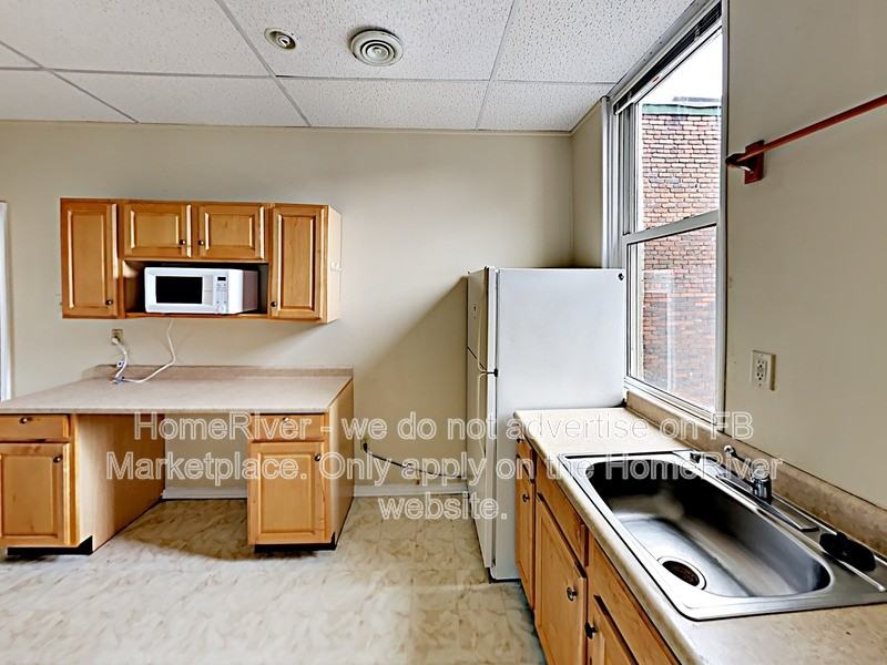 2510 Sarah St #2 - Photo 7 of 20