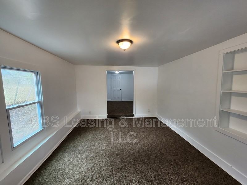 23 Mason Dr - Photo 2 of 11