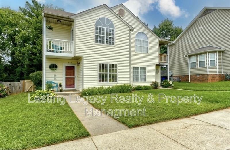 845 Salem Pointe Ln - Photo 2 of 18