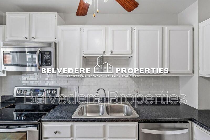 1236 Pamlico Dr - Photo 3 of 17