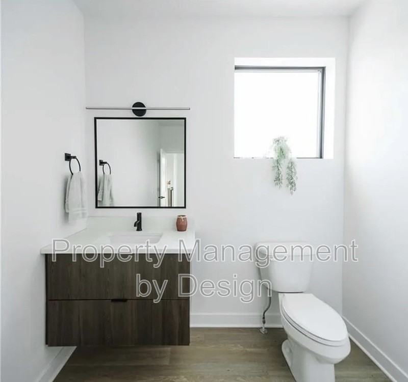 1367 Keosauqua Way - Photo 6 of 8