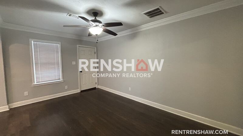 1870 Vollintine Ave - Photo 7 of 15