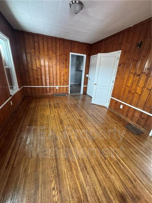 5 Laser St - Photo 7 of 9