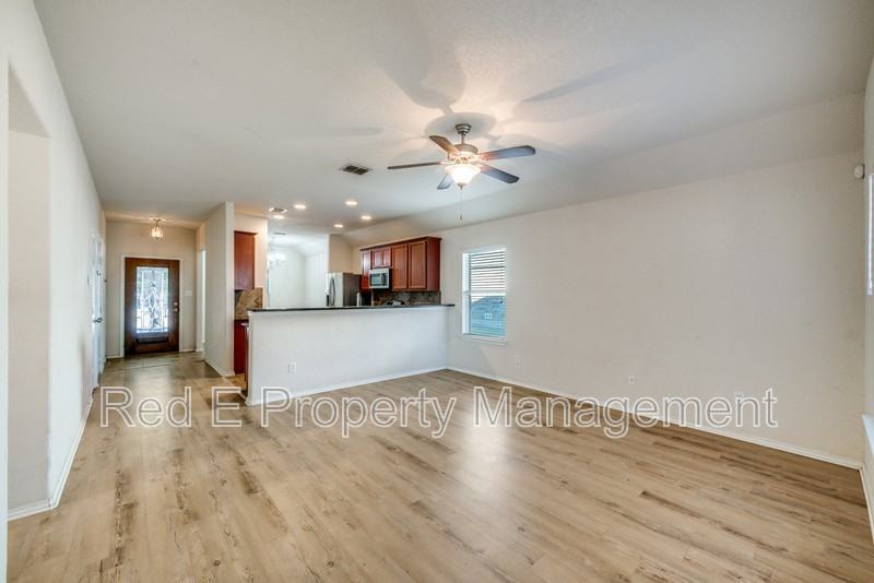 3125 Muntjac - Photo 5 of 25