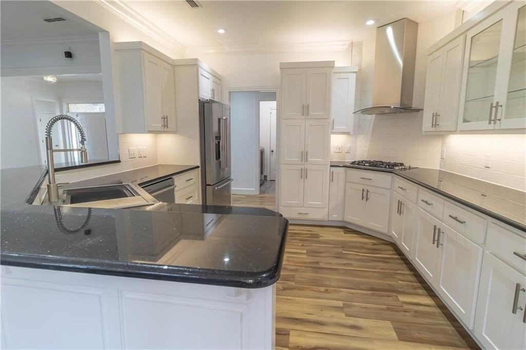 4518 Olive Tree Ave - Photo 6 of 28