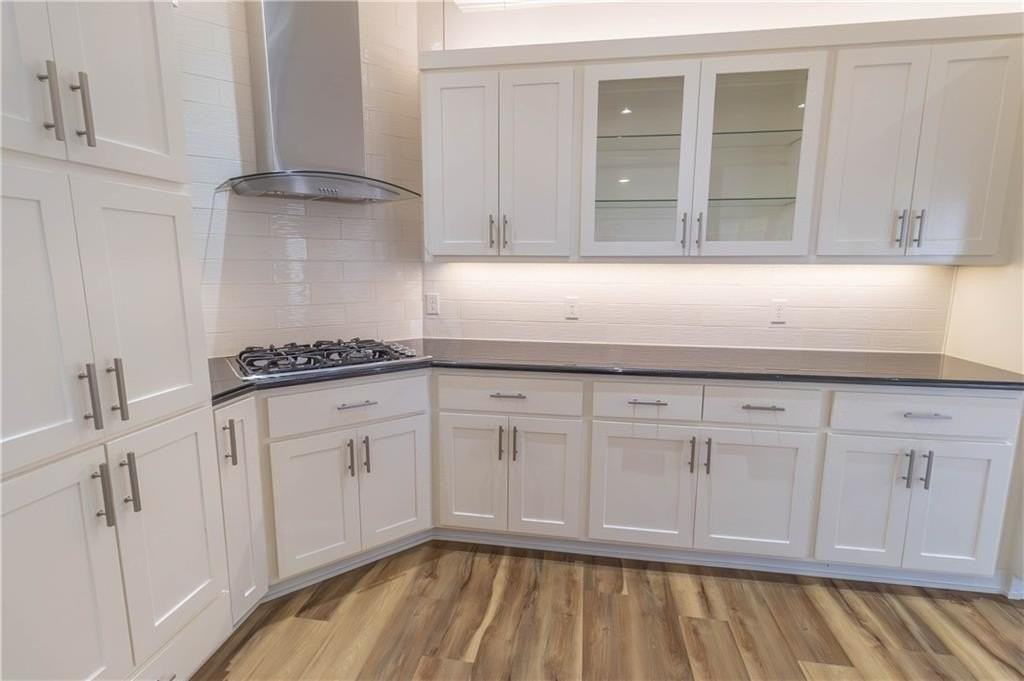 4518 Olive Tree Ave - Photo 7 of 28