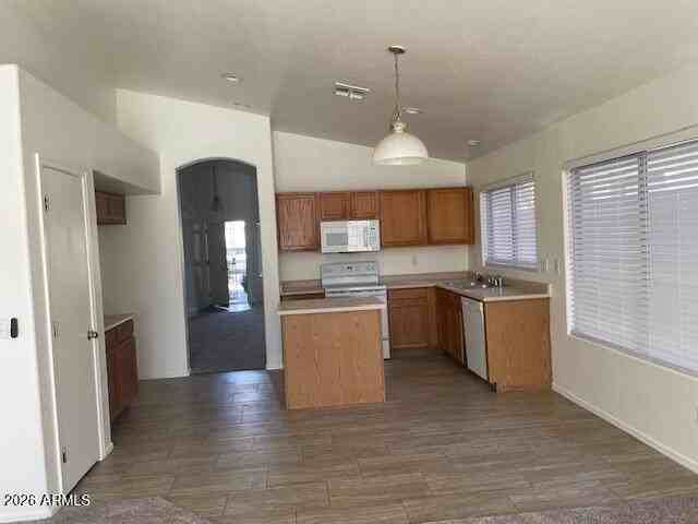 5827 E Hopi Cir - Photo 2 of 4
