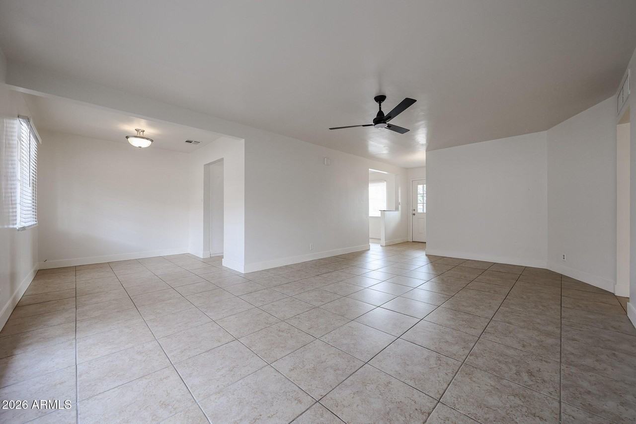 2340 W Osborn Rd - Photo 6 of 40