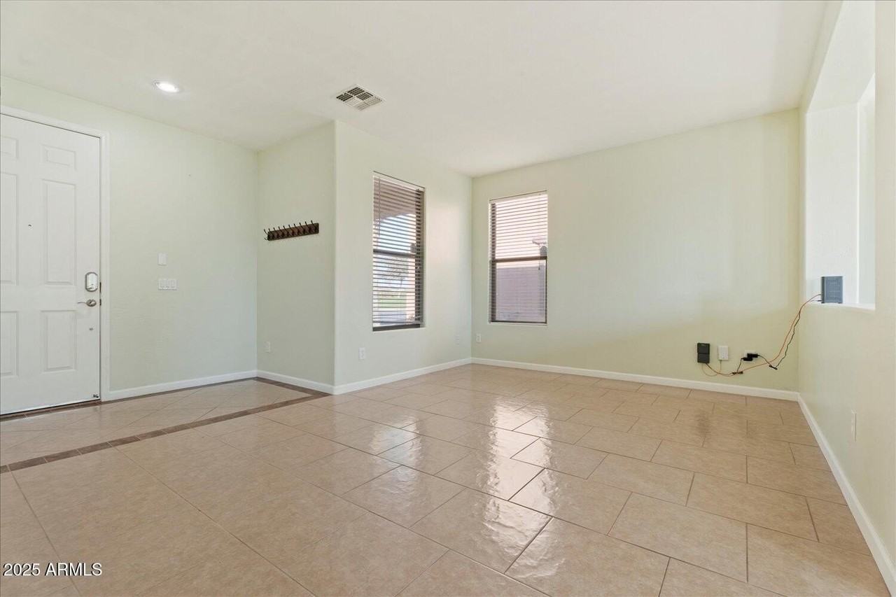 26051 N 163rd Dr - Photo 5 of 25