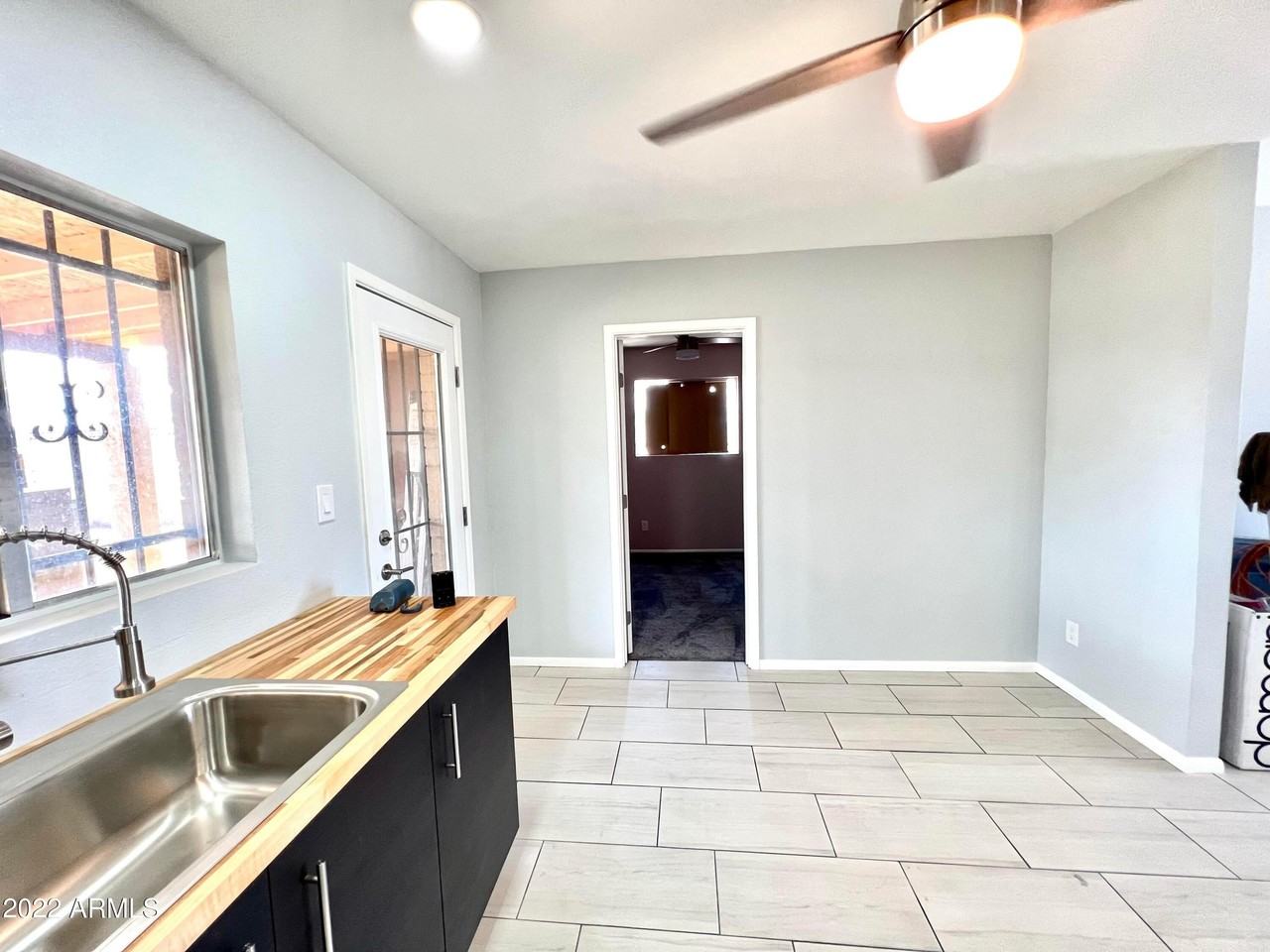 2235 E Victory Dr - Photo 7 of 18