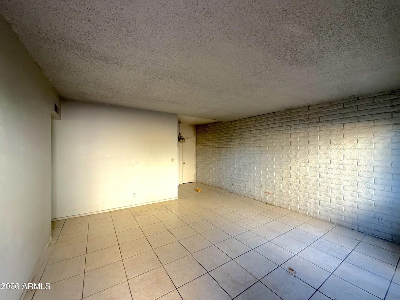 433 W Ray Rd Apt C #C - Photo 3 of 7