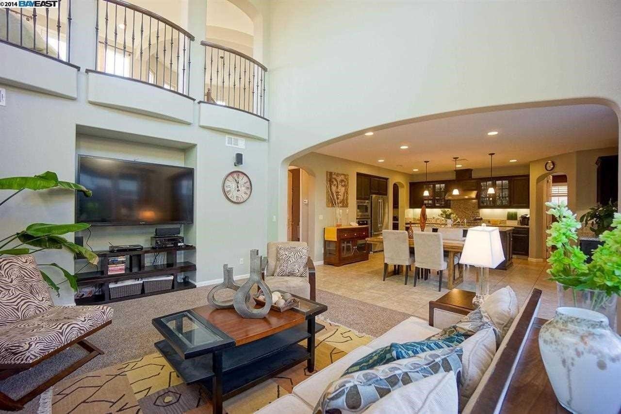 3200 Spicewood Ln - Photo 6 of 29