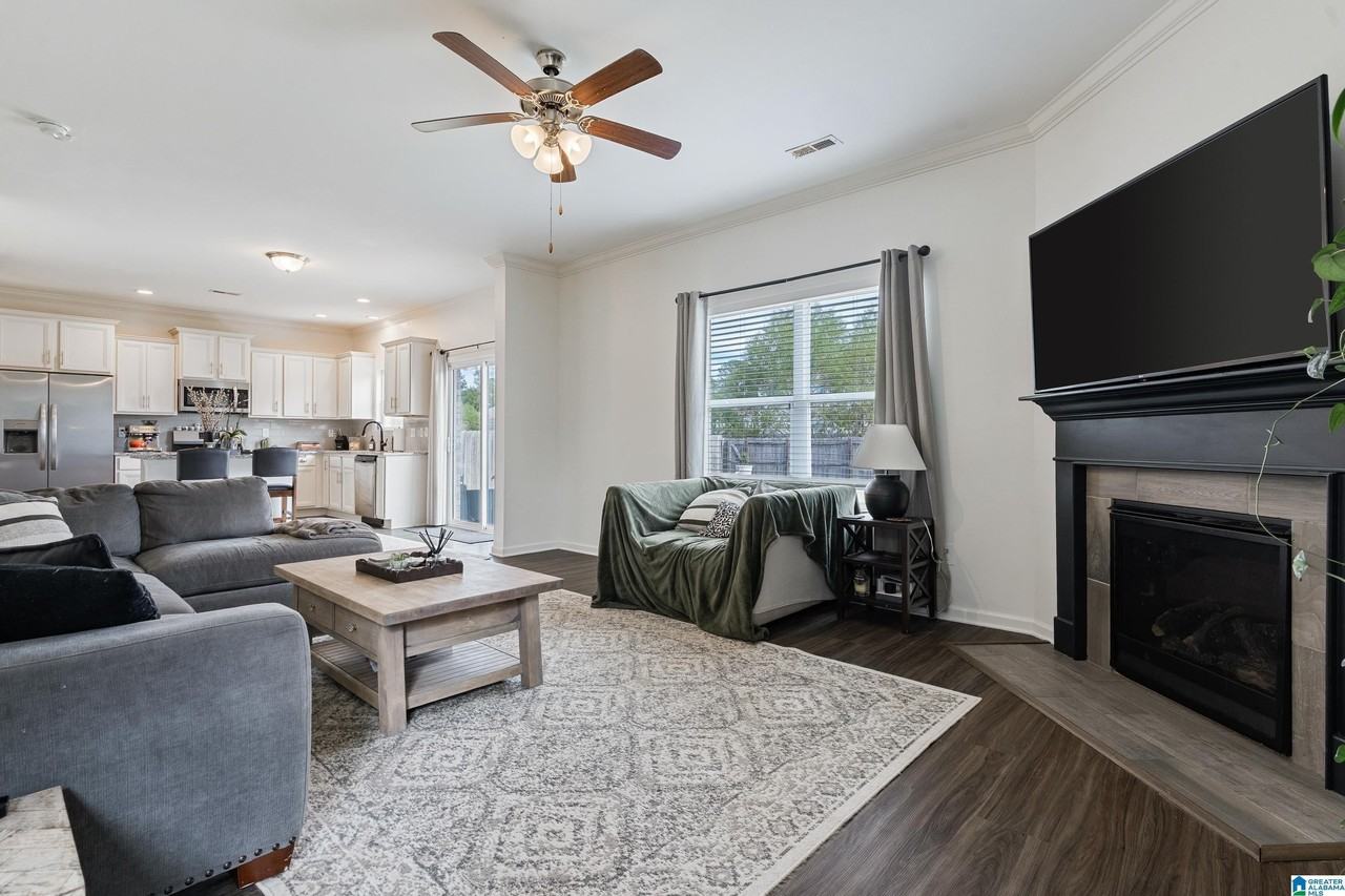 6556 Newbridge Dr - Photo 5 of 12