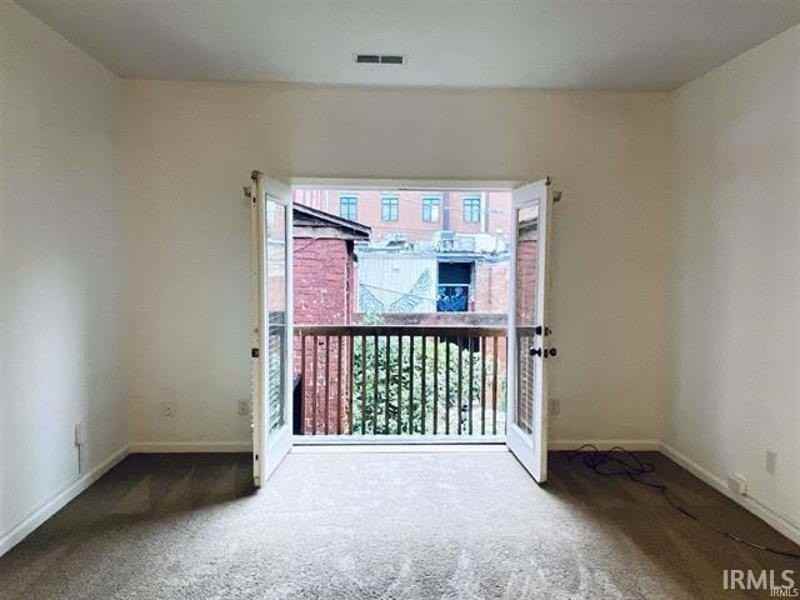 105 E 6th St #A - Photo 5 of 24