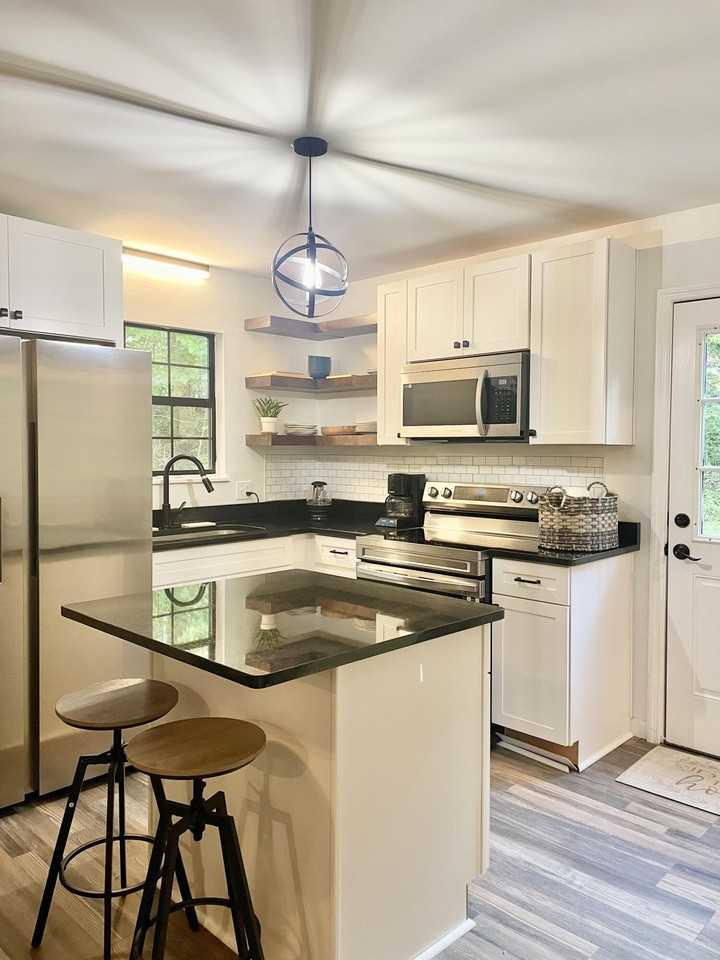 140 Johnson School Rd - Photo 3 of 41