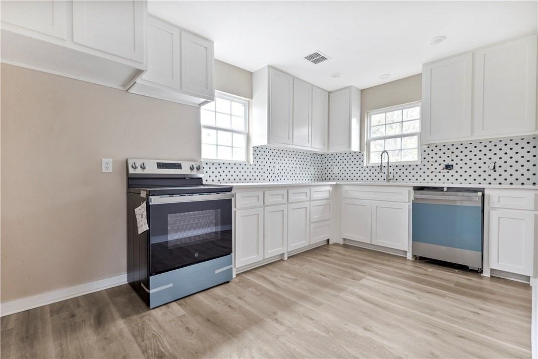 650 Mcclendon St - Photo 2 of 19