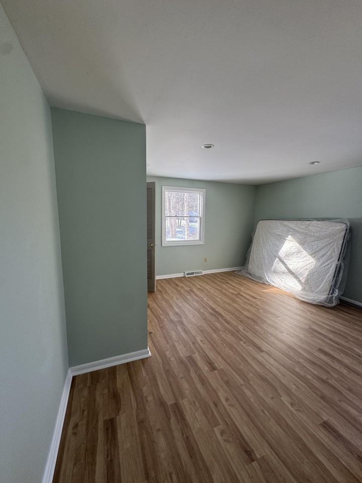 64 Pontiac St - Photo 6 of 8