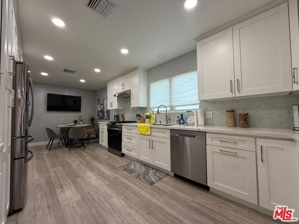 515 Myrtle St - Photo 5 of 28