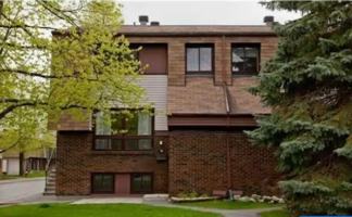 featured image of 7D Woodvale Green