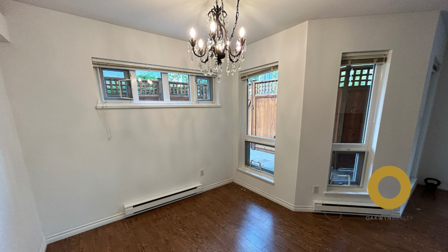 1835 Barclay St #1stF - Photo 5 of 13