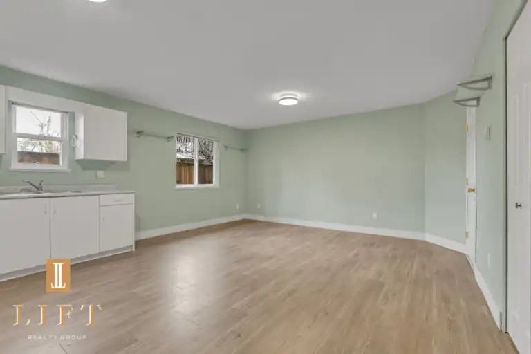 7817 Wedgewood St #1 - Photo 4 of 12