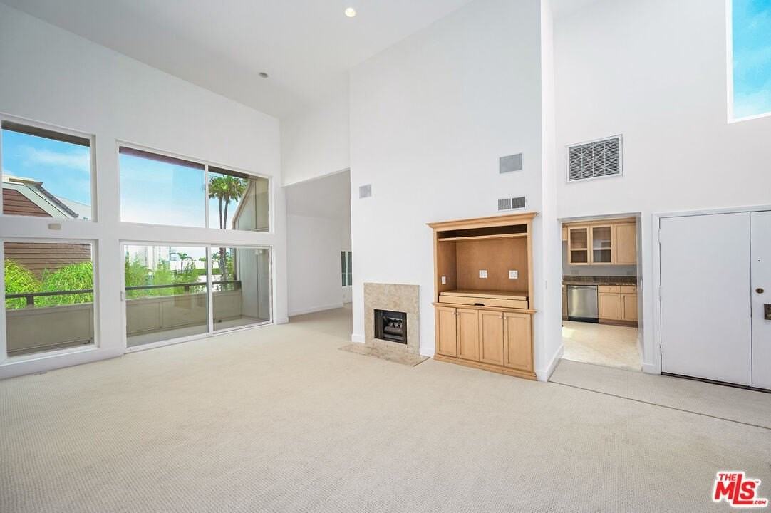 4250 Via Dolce Apt 321 #321 - Photo 4 of 42