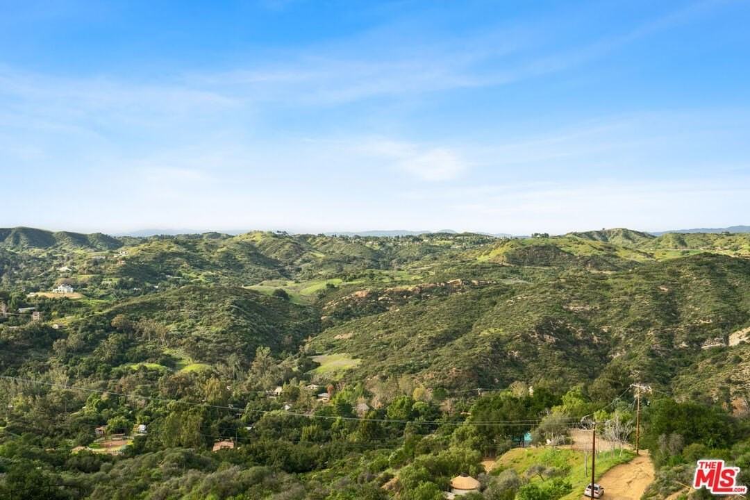 1432 Penny Rd Unit A #A - Photo 2 of 27