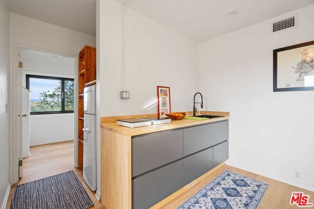 1432 Penny Rd Unit A #A - Photo 7 of 27