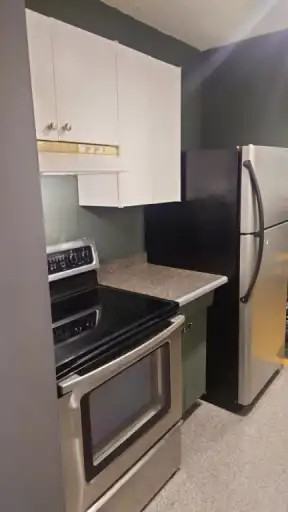 300 Roslyn Rd #7C - Photo 5 of 14